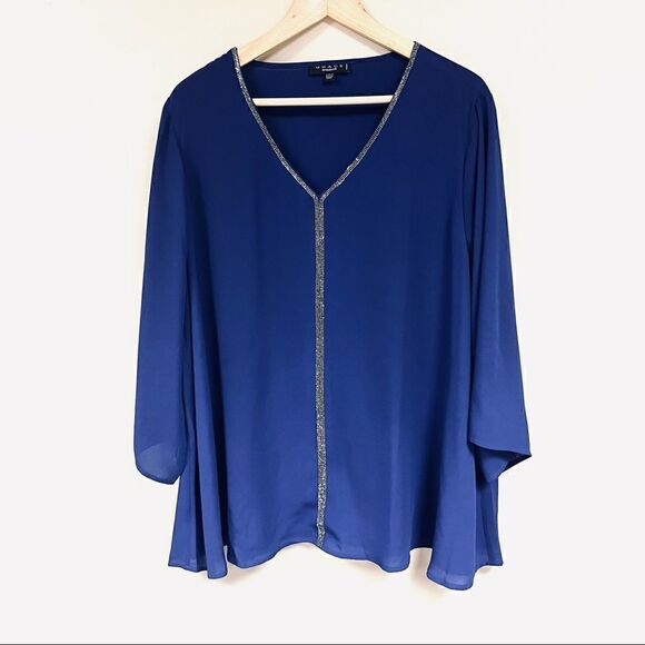 👠Grace Woman royal blue top with sequined accent 22/24 - Picture 1 of 6